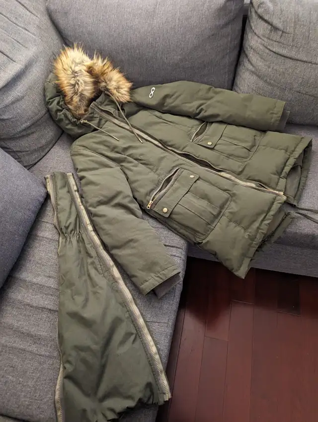 Modern Eternity Maternity Coat in Women's - Maternity in Mississauga / Peel Region - Image 5