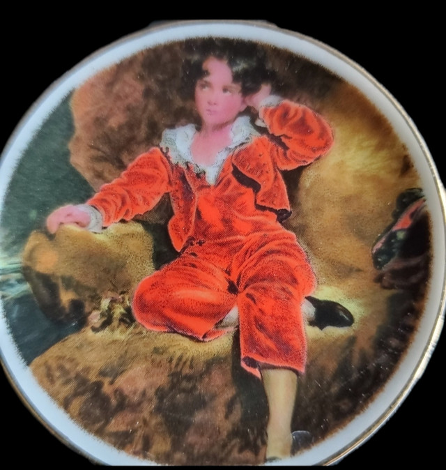 4 Vintage Miniature Porcelain Renaissance Painted Plates in Arts & Collectibles in City of Toronto - Image 3