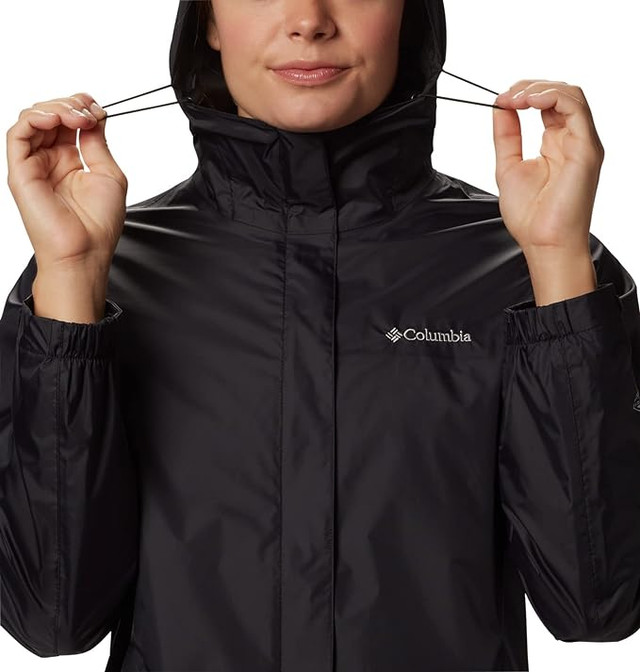 Columbia Women's Arcadia II Rain Jacket NEW size M Black dans Femmes - Hauts et vêtements d'extérieur  à Ville de Montréal - Image 3