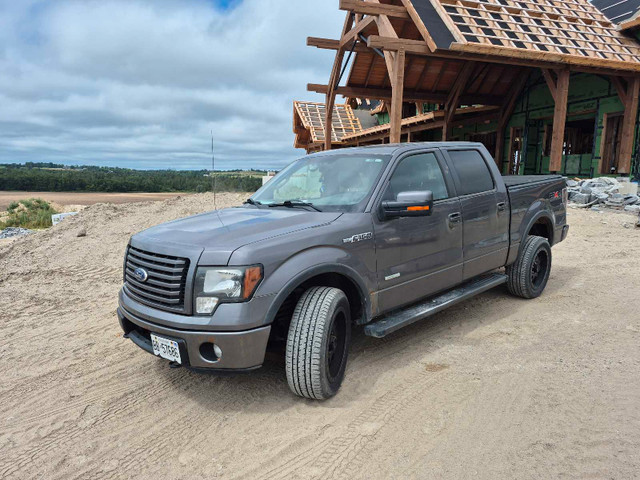 2011 Ford f150  in Cars & Trucks in Markham / York Region - Image 2