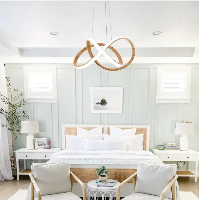 NEW MAYNA Modern LED Pendant Light Chandelier in Wood Finish in Indoor Lighting & Fans in London - Image 8