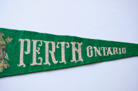 Pert Ontario - vintage felt pennant
