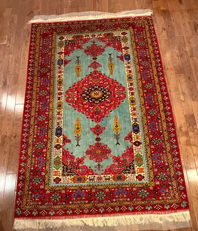 Persian Nain Handmade Rug 3m², 50 Raj, Silk, Like New, View more