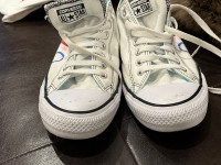 Chuck Taylor All Star Bleeding Love Low Top