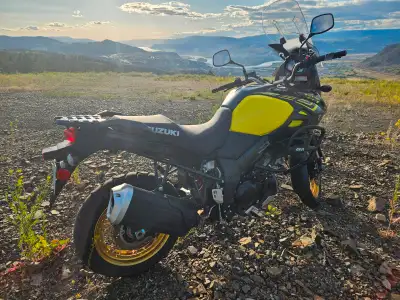 Never dropped. Mostly highway miles. Never seen mud. New tires, just serviced incl oil change.