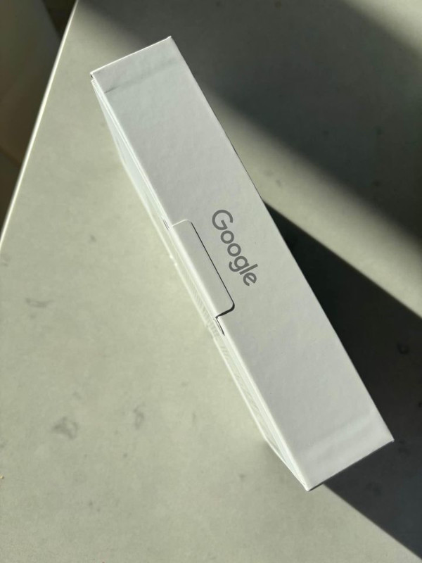 Google Pixel Pro, Obsidian, 512 GB (Unlocked) in Cell Phones in City of Toronto - Image 3