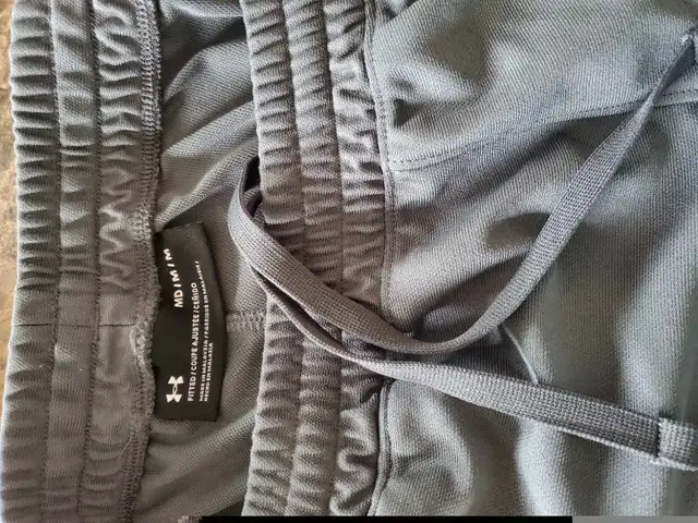 Men's Sweatpants and Shirts  in Men's in Mississauga / Peel Region - Image 3