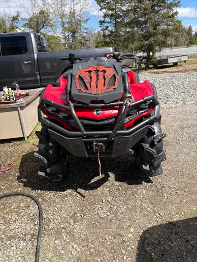 Selling my 2024 canam xmr 850, bikes in great shape only has 900 kms, 4 year bumper to bumper canam...
