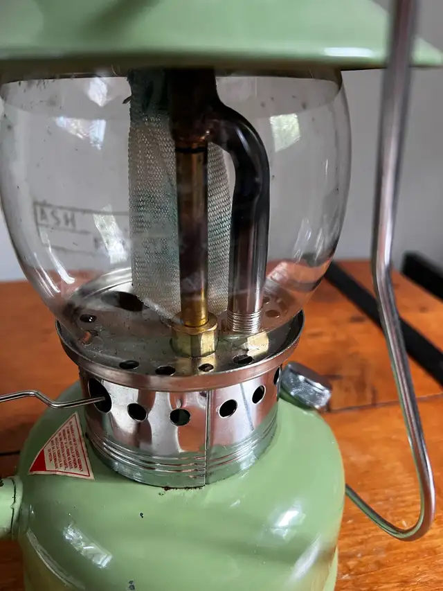 AFC gasoline lantern  in Fishing, Camping & Outdoors in Muskoka - Image 3