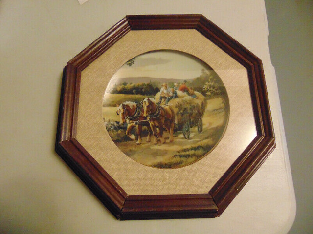 FRAMED COLLECTOR PLATES in Home Décor & Accents in Owen Sound - Image 3