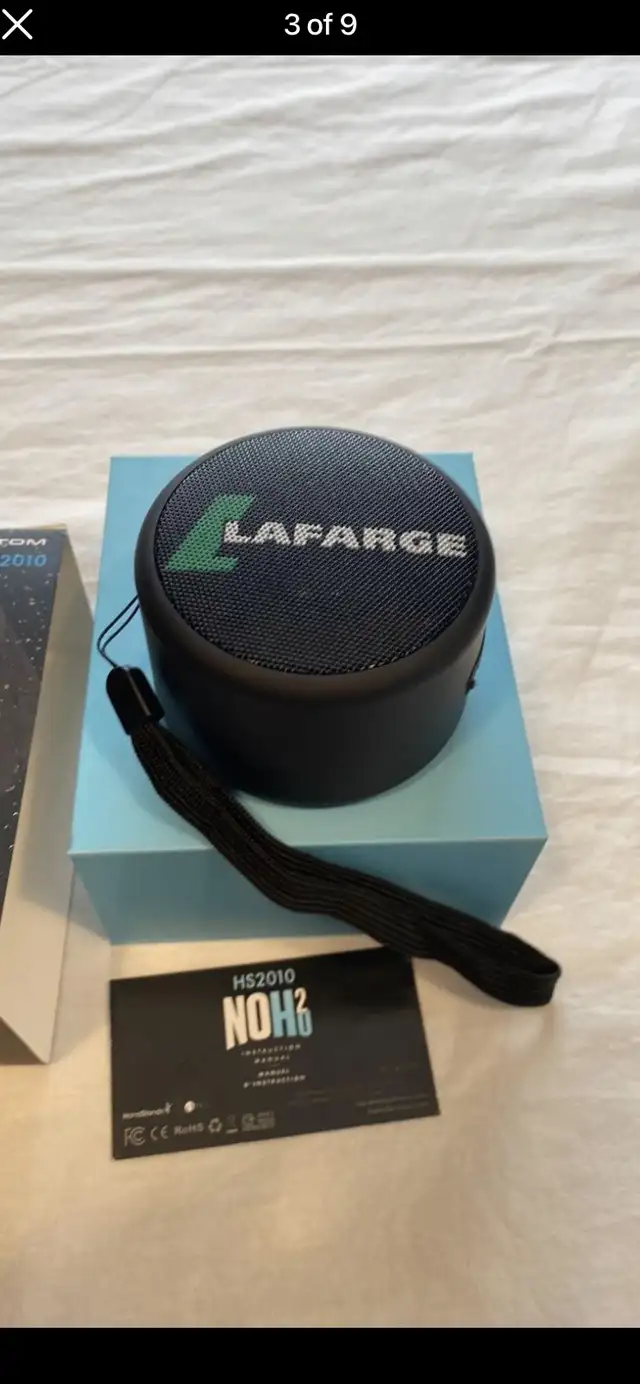 No H2O Water Proof Wireless Speaker in General Electronics in Edmonton - Image 4