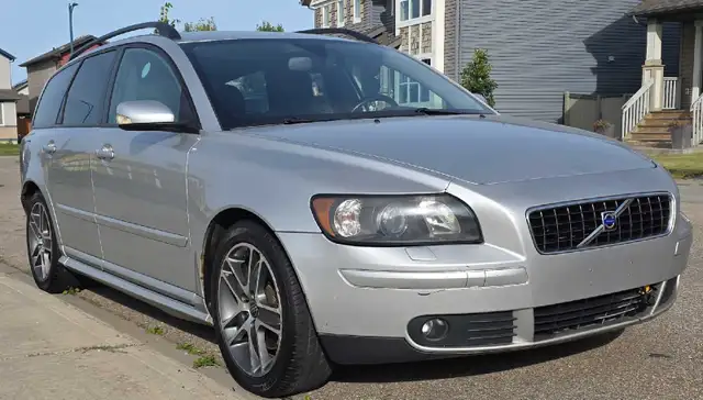 Volvo v50 t5 wagon.
