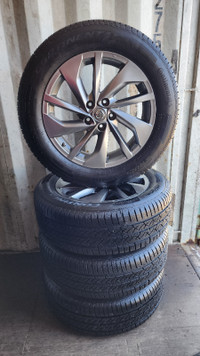 225/60 R18 Summer Tires on Alloy Rims