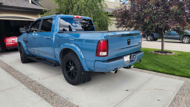 2015 Ram 1500 Sport 4x4 5.7L in Cars & Trucks in Calgary - Image 3