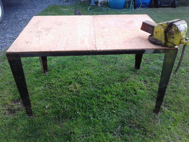 Établi en métal d atelier, garage, table de travail 52" X 34