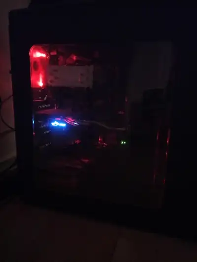 Gaming PC setup- MSI Enthusiast Build/ GTX 970/ 24" Monitor, View more