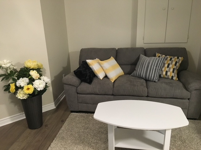 Beautiful 2-bedroom Basement Apartment for Rental in Room Rentals & Roommates in Guelph