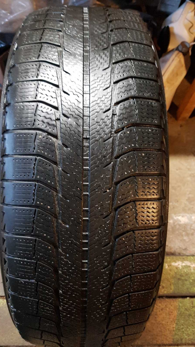 1-225/65R17 Michelin X-ice Latitude  in Tires & Rims in Bridgewater
