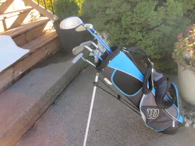 Junior Left Hand 5-pc. Golf Set (Jr Star) with Golf Stand Bag, View more