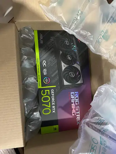 ROG STRIX GAMING GEFORCE RTX5070, View more