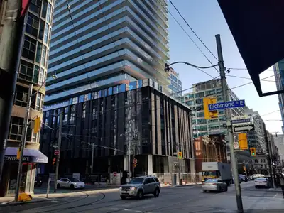 25 Richmond Street East - YONGE+RICH 1-bedroom+Den Luxury Condo