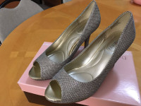 Bandolino - high heels - size:  7M