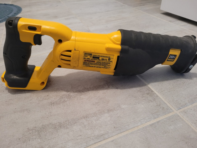 DEWALT 20V MAX Lithium-Ion Cordless Reciprocating Saw (Tool-Only in Power Tools in Hamilton