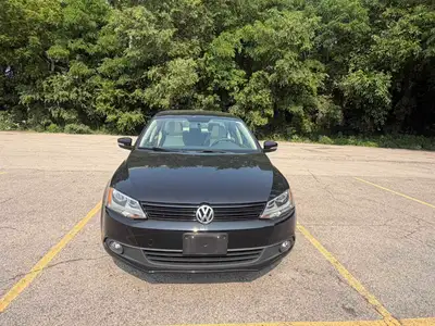 2013 volkswagen jetta Low km 75000 11000 obo Come fully certified