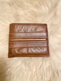 Gucci Men Wallet 100% Authentic