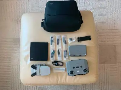 DJI Mini 2 Drone. Used 5 hours in total. Perfect condition.