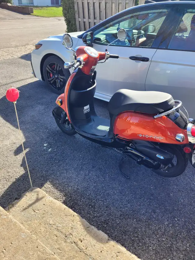 Scooter Honda 50 cc in Scooters & Pocket Bikes in Laurentides - Image 2