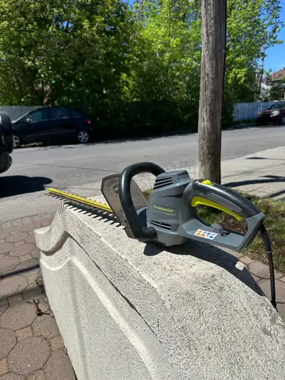 Taille-haie électrique Yardworks, View more