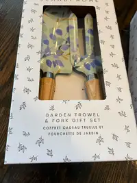 New Garden Trowel & Fork Gift Set