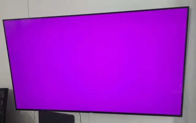 Sony 65A1E OLED 4K – top qualité, aucun burn-in in TVs in City of Montréal - Image 9