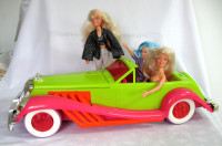 1986 JEM & THE HOLOGRAMS ROCKING  ROADSTER with THREE DOLLS