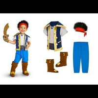Jake & Neverland Pirates Costume with toys accessories