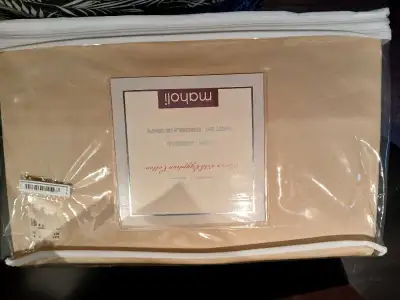 Maholi Twin Sheet Set, View more