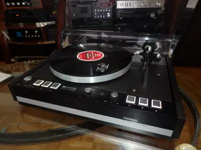 MINT! Fully serviced! It works flawlessly, just like new. The platter turns extremely quietly and th...