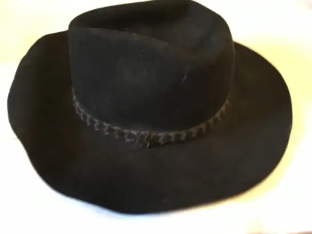 Western Cowboy Hat in Other in City of Toronto - Image 4