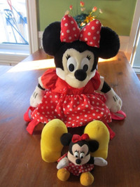 Sac à Dos Disney Minnie Mouse avec son porte monnaie $15.