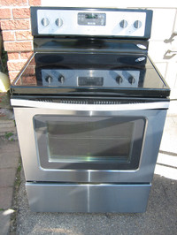 Whirlpool stainless steel stove, fully functional, we will hook