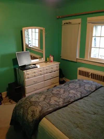 Available Aug 1/26 !!!! Beautiful bedroom for rent 5 min walking distance to U of A and Whyte Avenue...