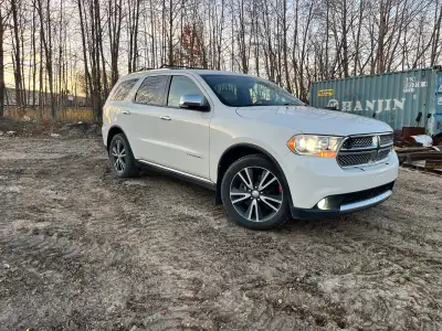Extremely well maintained fully loaded 2011 dodge Durango citadel with all highway kms commuting. Wi...