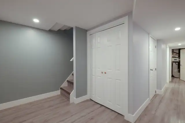 Newly Renovated 2 Bedroom 1 Bath Lower Unit