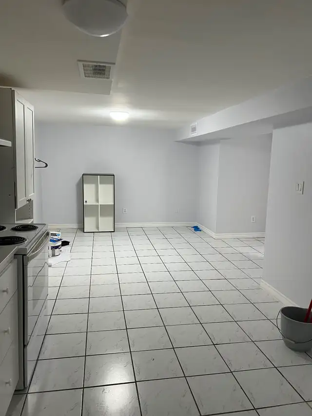ALL INCLUSIVE 2 BR BSMNT UNIT - YONGE/DAVIS FOR RENT OCT 1st! in Long Term Rentals in Markham / York Region - Image 5