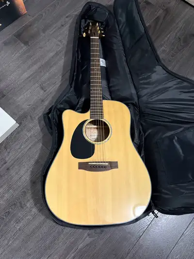 Takamine G Series Acoustic Guitar (Left-Handed), View more