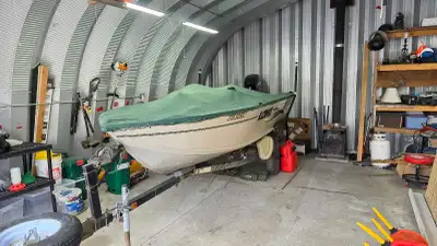 2003 Lowe Sea Nymph AN1505 series. With a 2003 Mercury 50 4 stroke EFI with only 500 hours on it. Tr...