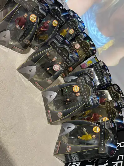 Star Trek 2009 figures, View more
