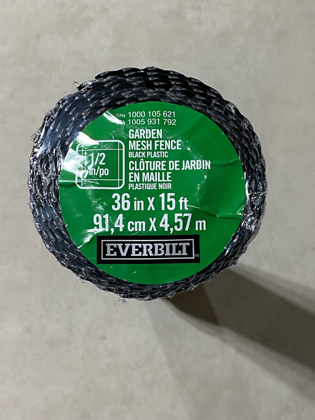 Everbilt&nbsp;15 ft. L x 36-inch H Black Plastic Fencing in Decks & Fences in Calgary - Image 3