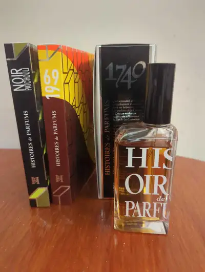 1740 Marquis de Sade by Histoires de Parfums is an Oriental Woody fragrance for men. 15 ml 1969 Parf...